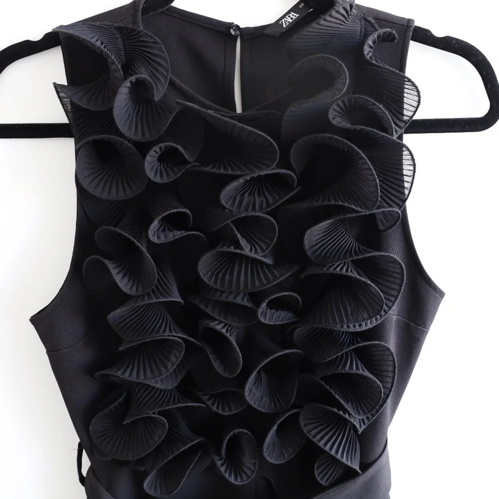 ZARA Black Pleated Ruffle Wide-Leg Belted Jumpsuit - Picture 3 of 8